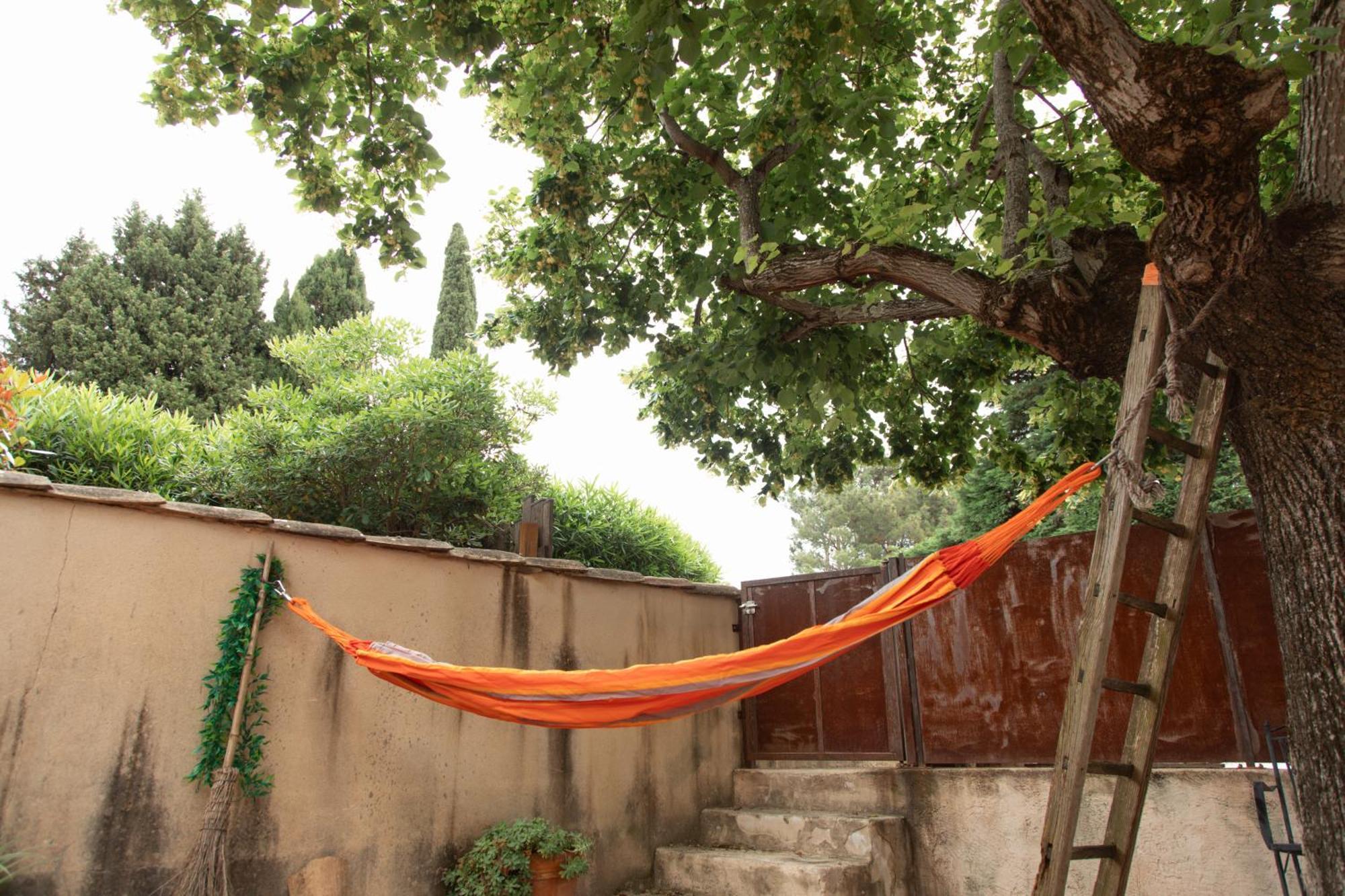 Apres La Sieste Saint-Laurent-des-Arbres Εξωτερικό φωτογραφία